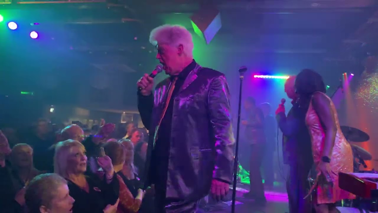 Darts Daddy Cool / the girl can’t help it (Live) 25th February 2022