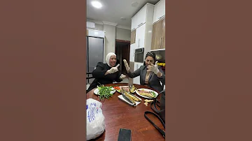 فسيخ ام مكة مع الفنانة وفاء عامر 
