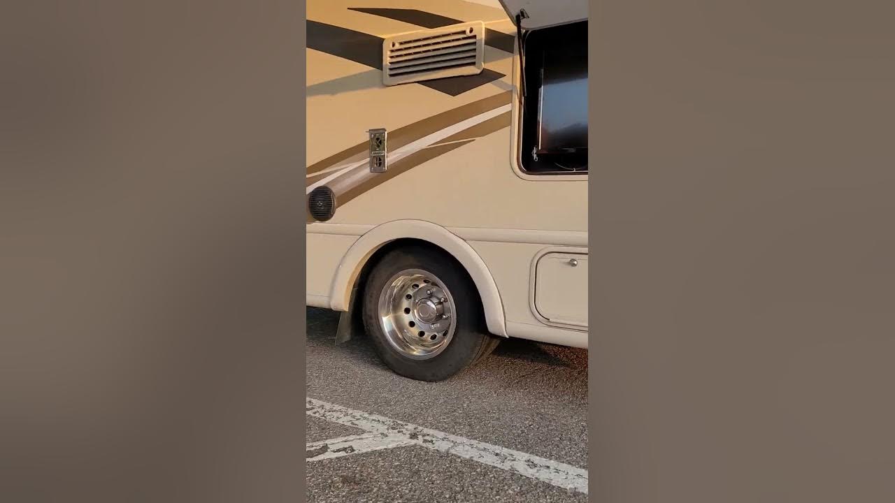 2017 Thor Compass 23TB Bigfoot auto leveling system YouTube