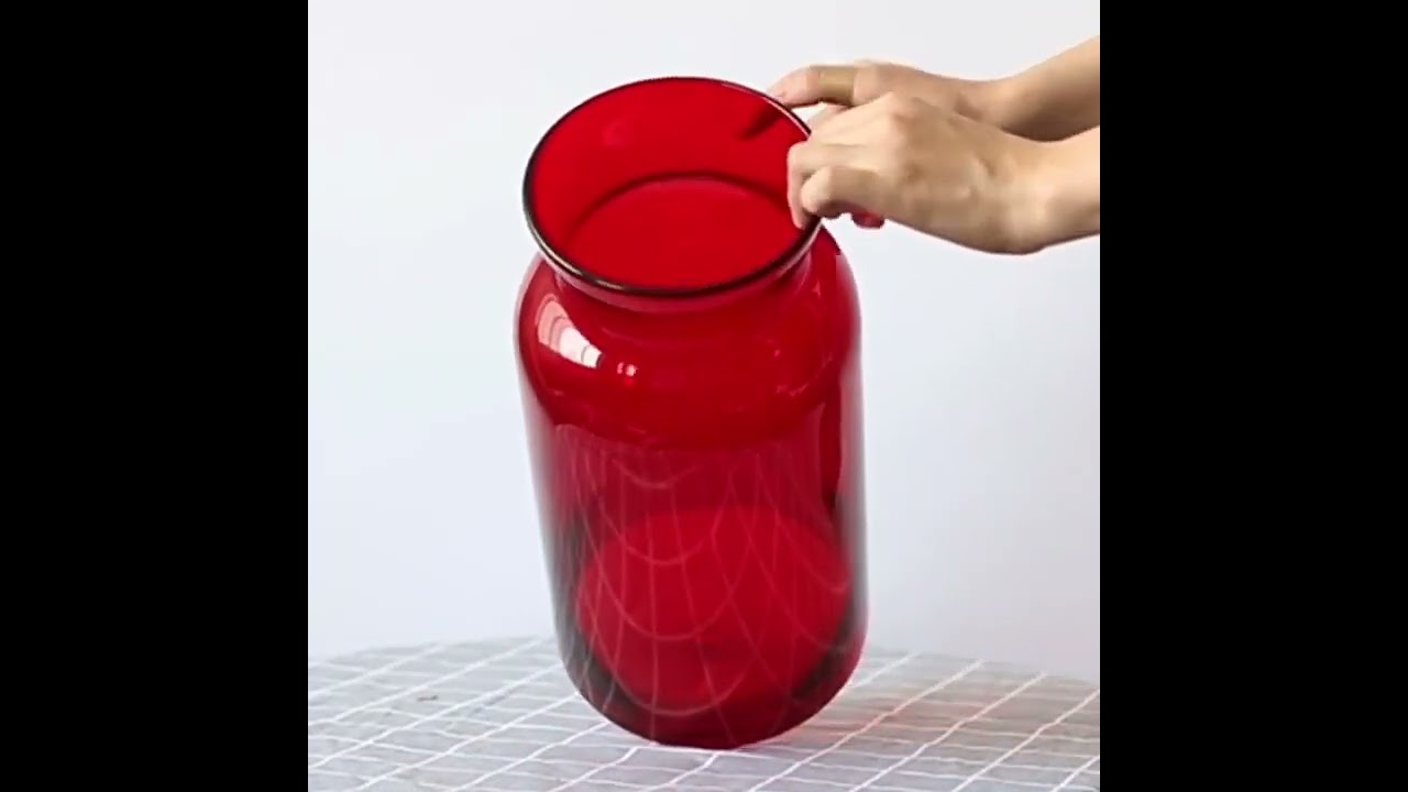 Glass  vase,if need,pls DM ,Whatsup：+86 13615796554 ,Ins &facebook：@scarlett.cn22