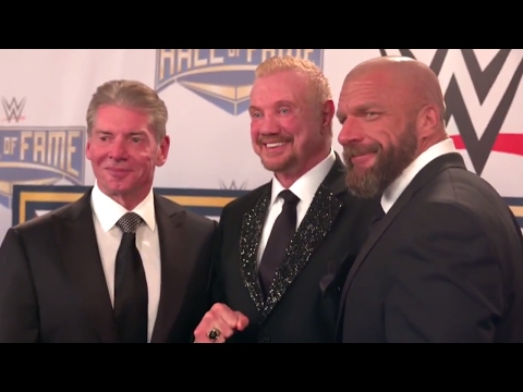 The 2017 WWE Hall of Fame Class receive their rings from Vince McMahon and Triple H: Mar. 31, 2017