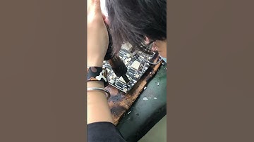 👨‍💻💪🏻Remove it slowly #iot #arduinoiot #aithinker #module #wifi #engineer #electronics