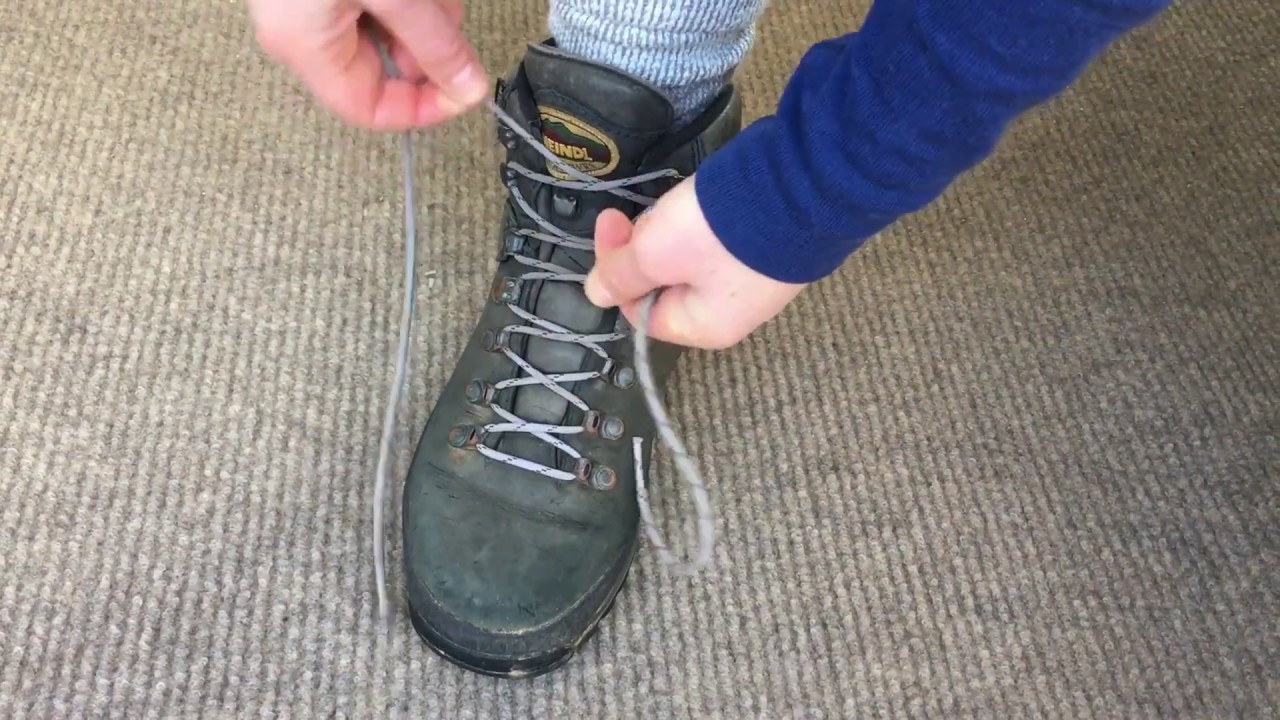 How to tie hiking boots: relaxed ankle lacing - YouTube