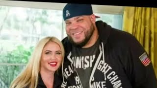 What's The Salary of a Fox News Star Like Tyrus? Is It REALLY Worth It?