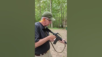 YOUR Choice, AK or M16!