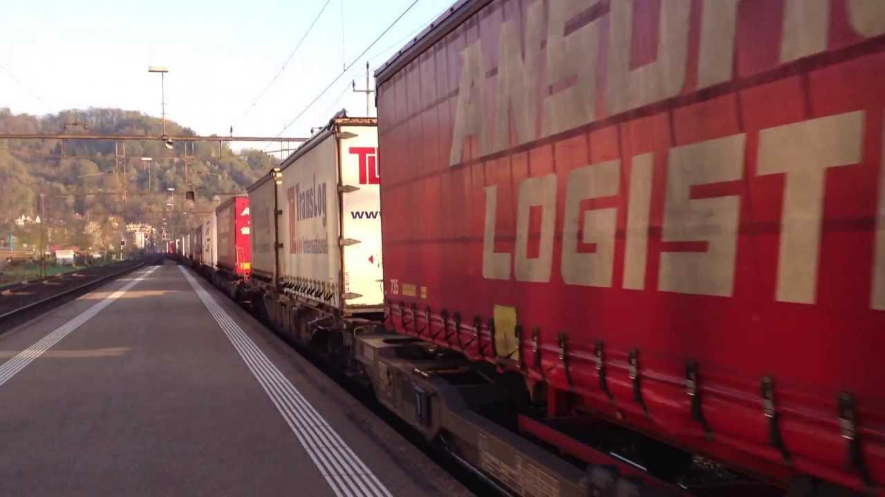 Re 4/4II 11267 u Re 6/6 11663 Eglisau