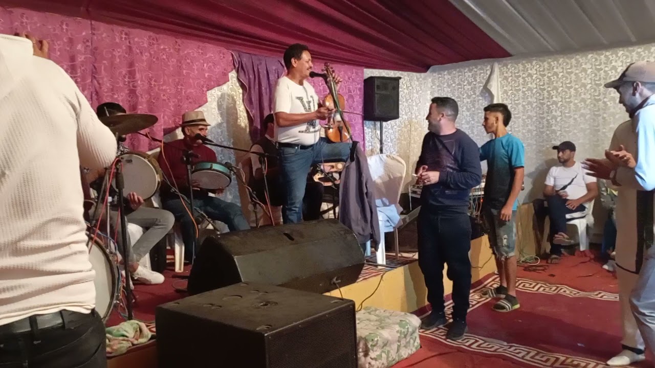 نايضة ديال بصح مع الفنان والد دحمان ركوز خاطير جمال مارضي ودحمان مصخوط هههههه عومار مصخوط هههههه