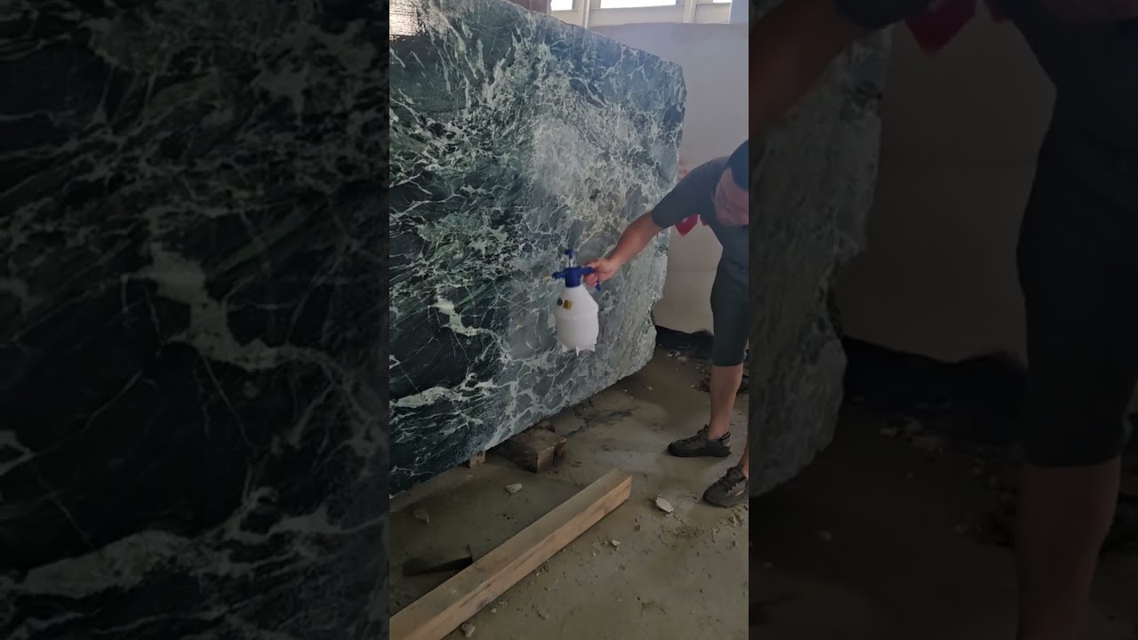 This is the top quality Prada green marble block，MOREONYX support your stone projects