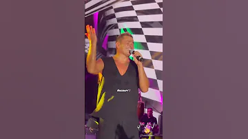 اللي حب ونا مث لوا عمرو دياب اللي يمشي يمشي حفلة العقبة 2022 