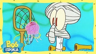 Lula Molusco Caçando Água-Viva Bob Esponja Em Português