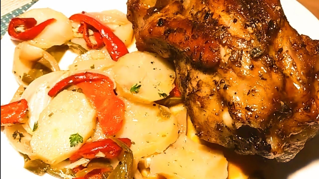 Codillo de cerdo asado al horno con patatas a lo pobre *receta casera ...