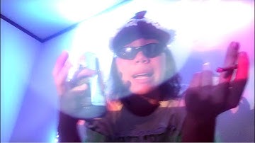 STARKIDS - Bad News (Official Music Video)