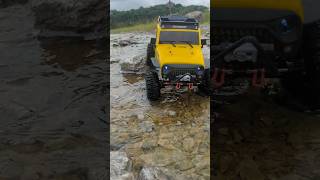The rain is gone in the custom 2 door Jeep. #scale #jeep #custom