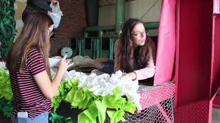 Eldon High School Homecoming float building 10-4-19