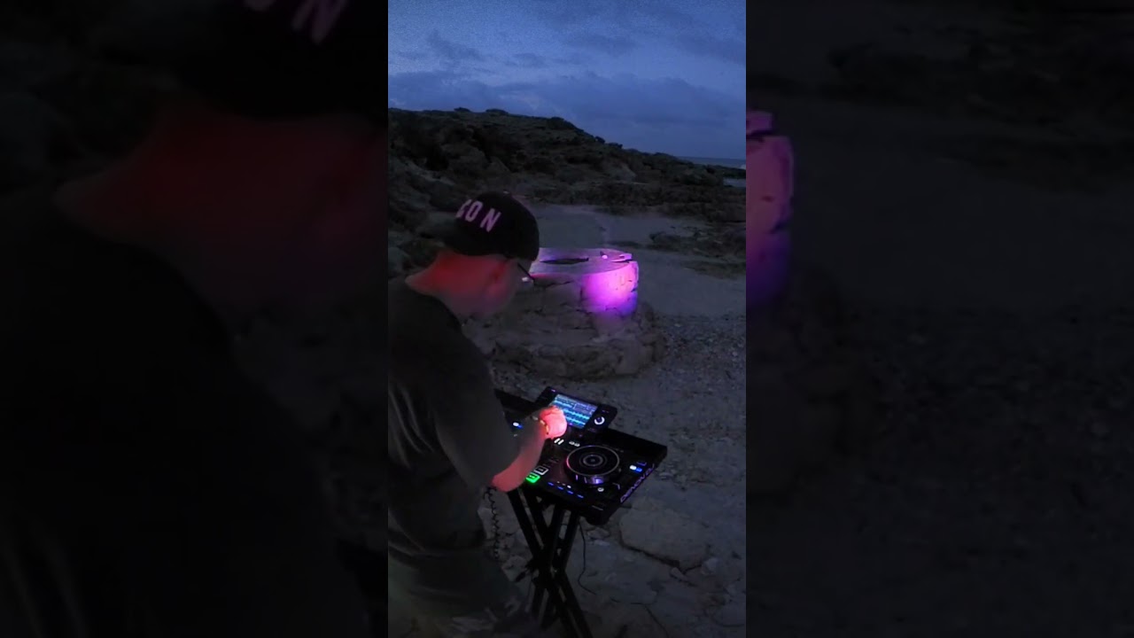 Trap Waves on a Beach Session Recording, Formentera 