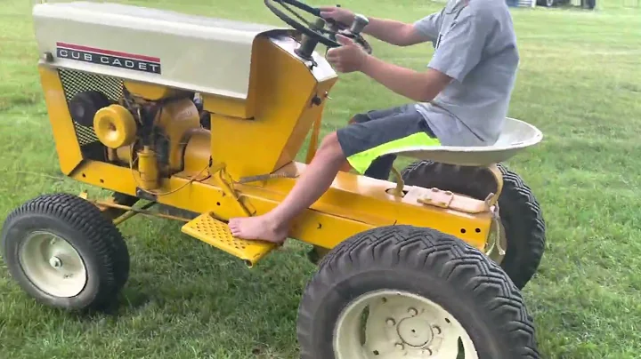 Cub Cadet 70 walk around (running)