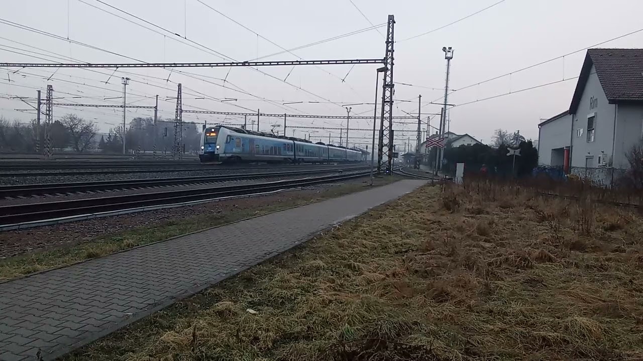 R 814 Moravan odjíždí z Otrokovic směr Brno hl.nádr. 5.2.2026 
