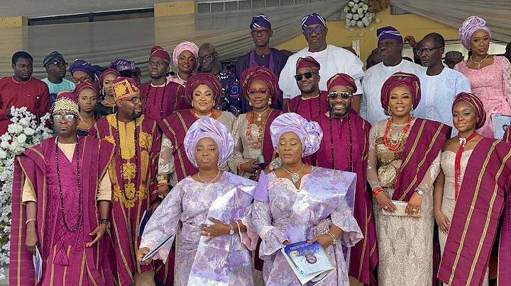 GOV SANWOLU’S WIFE & DEPUTY GOV WIFE HONOR ACTRESS FOLUKE DARAMOLA AT HER LATE MOTHER’S BURIAL