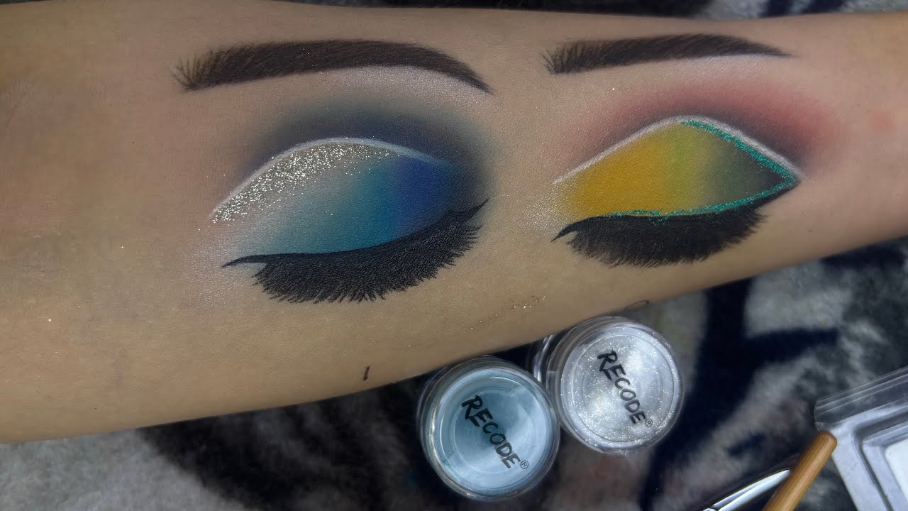 @lamakeoverbyleena  is live