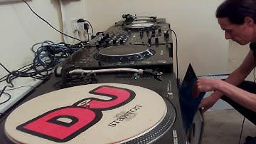 Blast from the past! 100% Vinyl old skool breaks mix