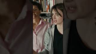 ZAMONTOWAŁ U NIEJ W DOMU UKRYTĄ KAMERKĘ❗| Detektywi #shorts ZAMONTOWAŁ U NIEJ W DOMU UKRYTĄ KAMERKĘ❗| Detektywi #shorts