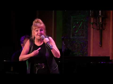 Video: Annie Golden Net Worth