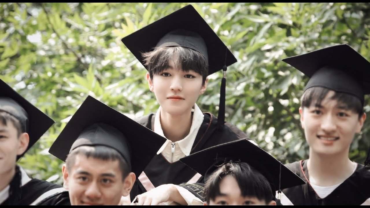 Video kỉ niệm: Vương Tuấn Khải tốt nghiệp đại học rồi!!!!