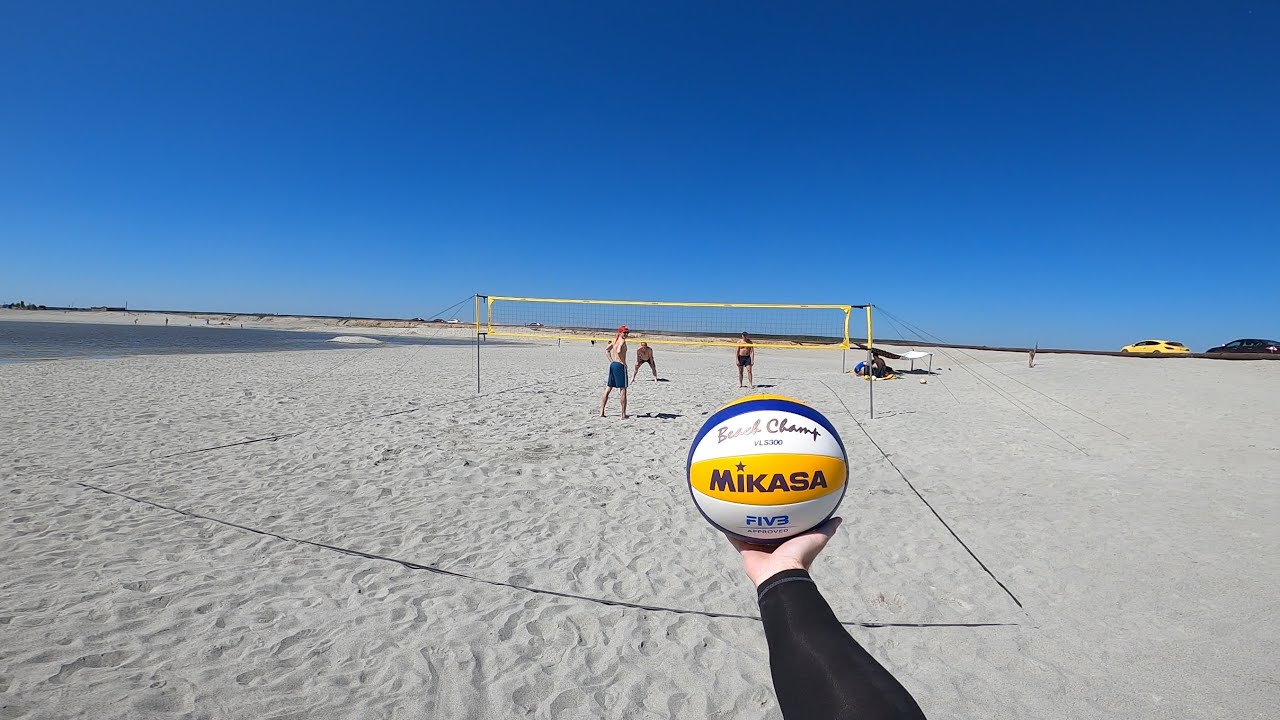 ⁣Волейбол от первого лица | Пляжка | BEACH VOLLEYBALL FIRST PERSON | Пляжный волейбол в пустыне