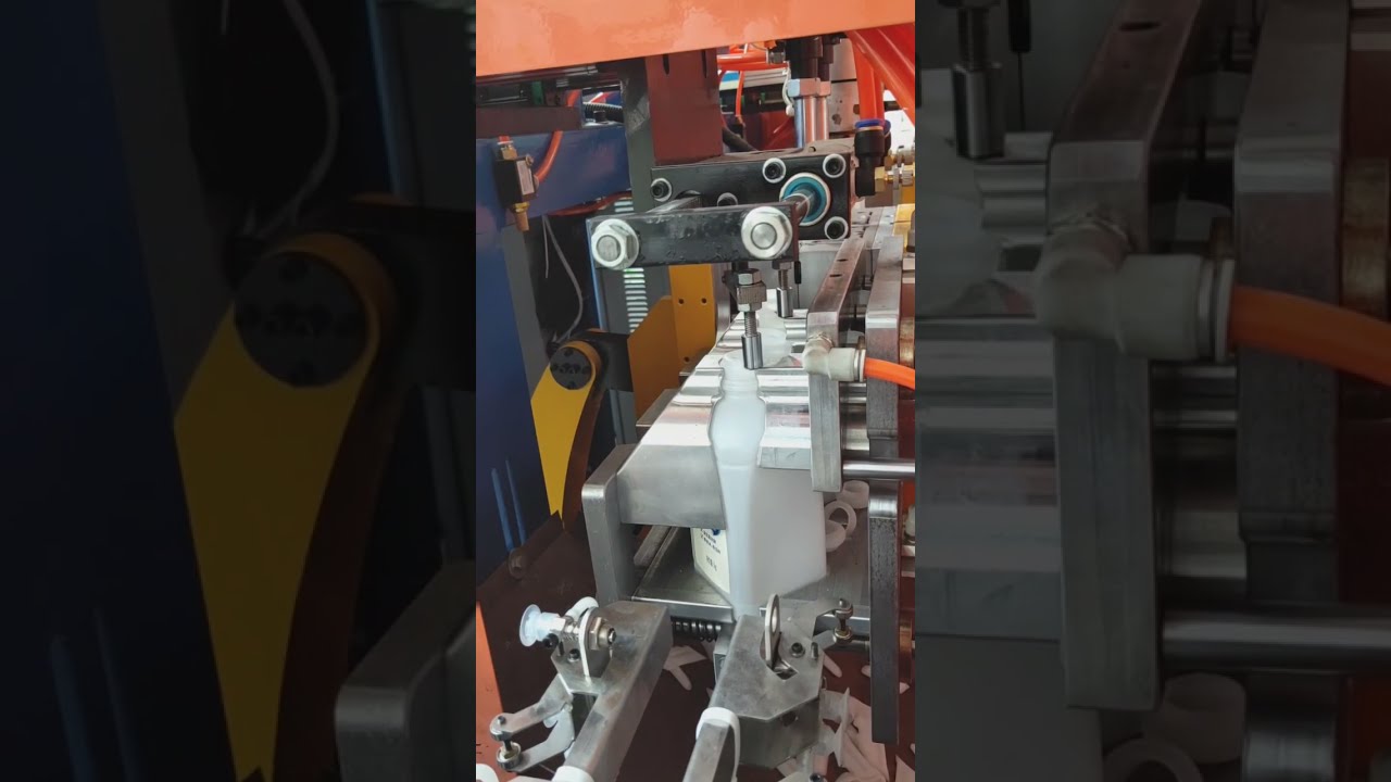 Máquina de moldeo por soplado de jarras de leche de un galón con etiquetado en molde IML