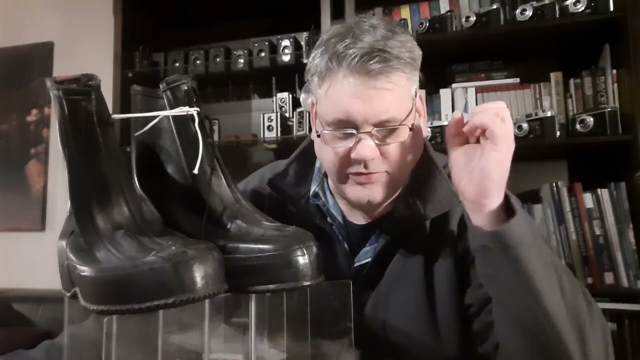 Bundeswehr Überschuhe, Gummi  Supertolle Schwitzebotten.  Einmal in 12 Jahren getragen  ( Fetisch)