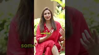 Honoured to host Esha Deol at Sri Sri Wellbeing#srisriravishankar #yoga #shorts