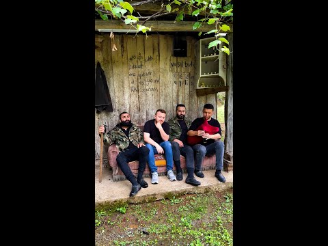 Rize’de yağmurlu bir günde tulum eşliğinde Aşıklar Deresi ( Rıza & Zeynel Eskici )