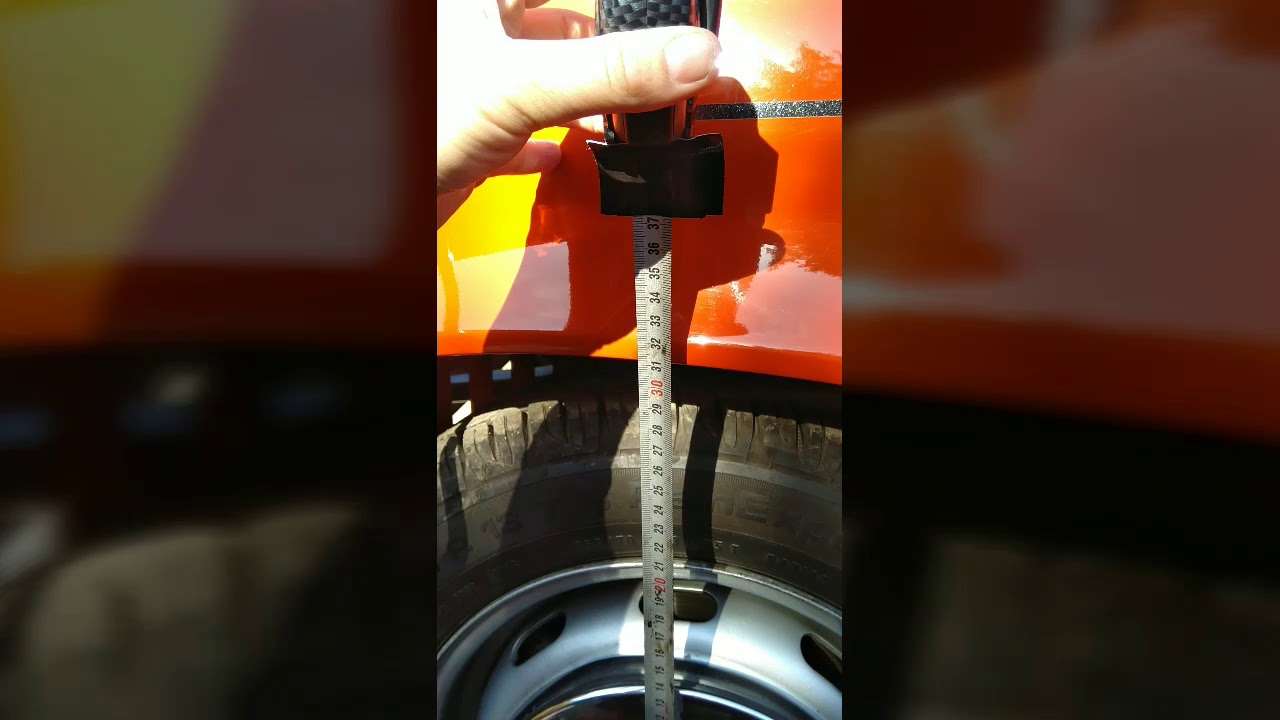 Austin Allegro Hydrolastic Suspension Fluid. How to use the Club's pump