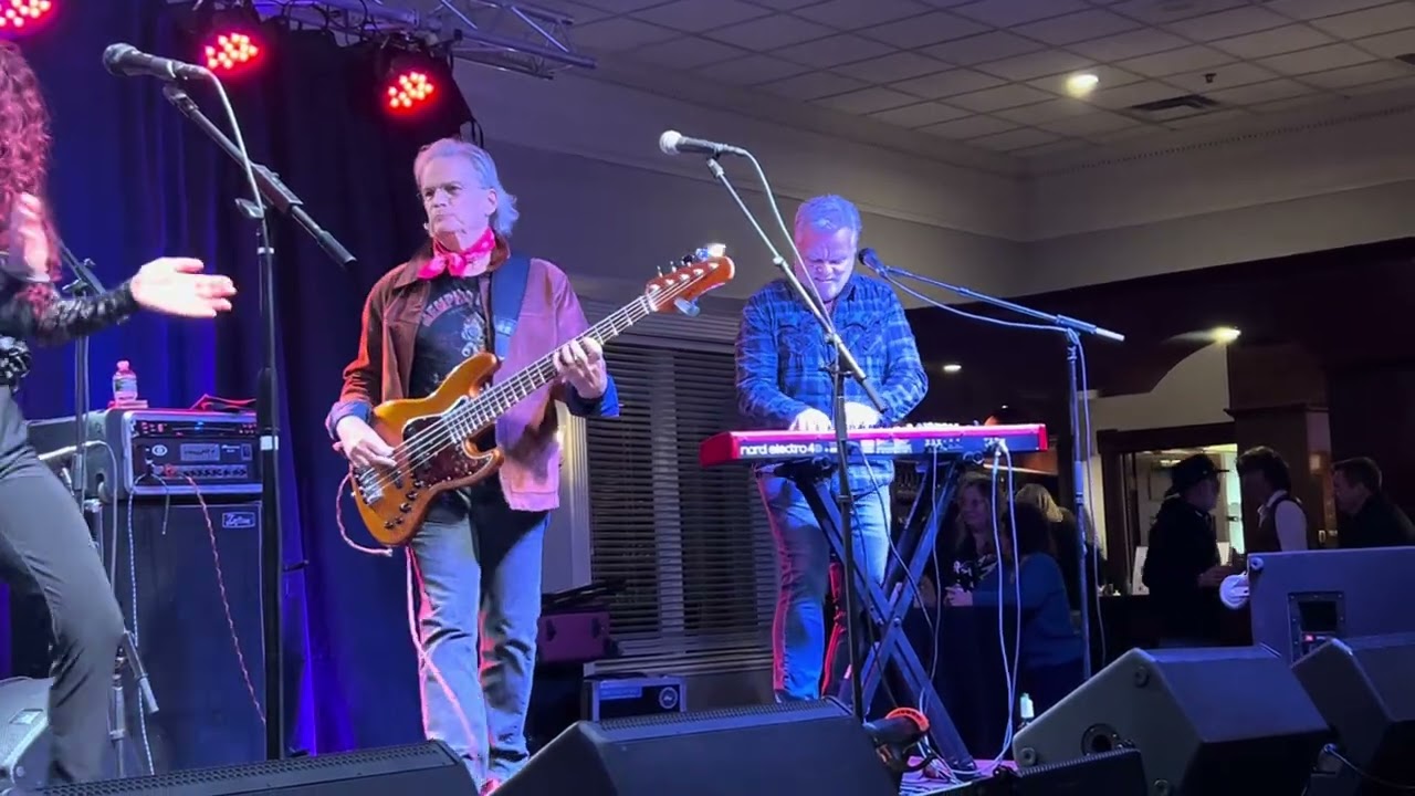 6-Gina & Johnny/“Crazy Kinda Love” Cincinnati Winter Blues Experience 7