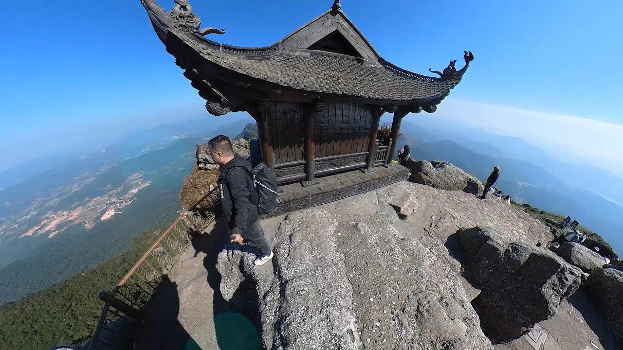 Đi bộ bằng đường bộ lên đỉnh Chùa Đồng Yên Tử! Người 75KG có đi được?