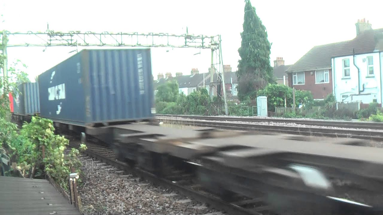 66416 on 4L57 Daventry Int Rft Recep Fl to Tilbury R.C.T. at barking on 24/10/2012