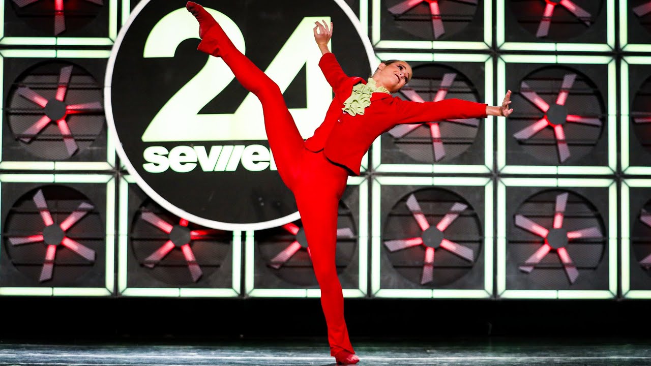 Bella Mills - An Elevator Samba