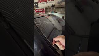 Mercedes W140 S500 getting ready to pull the front and rear glass. part 2.