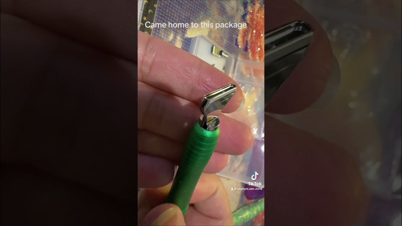 Unboxing my new diamond painting pen 
