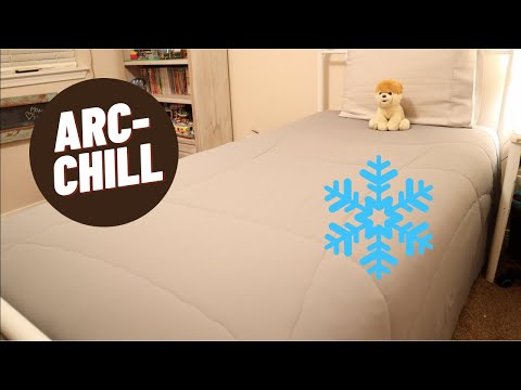 Video: UNBOXING: Elegear Cooling Comforter Review 2022 | Absorbs Body Heat Japanese Arc Chill Technology