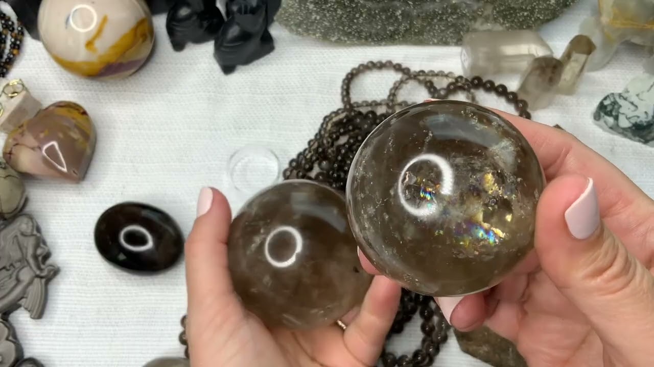 Smoky Quartz Crystal Guide 🌫️ Grounding, Protection & Everyday Magic
