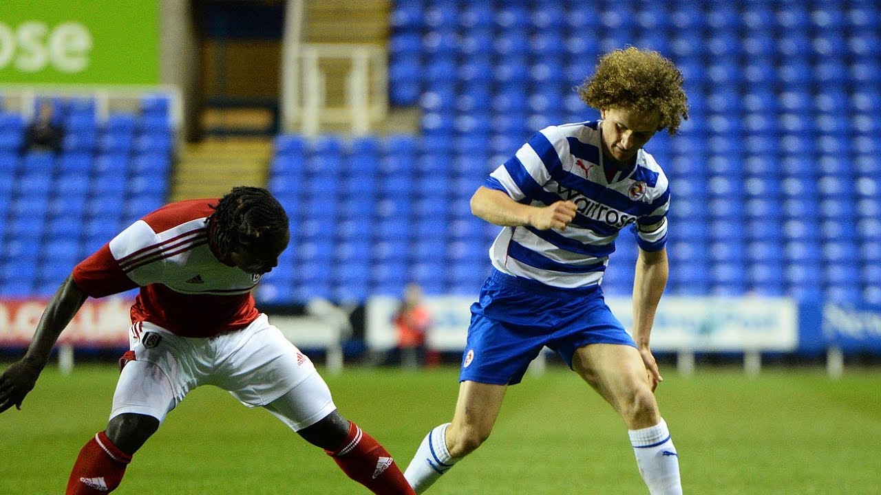 How To Pick A Pass FA Youth Cup 2014 YouTube