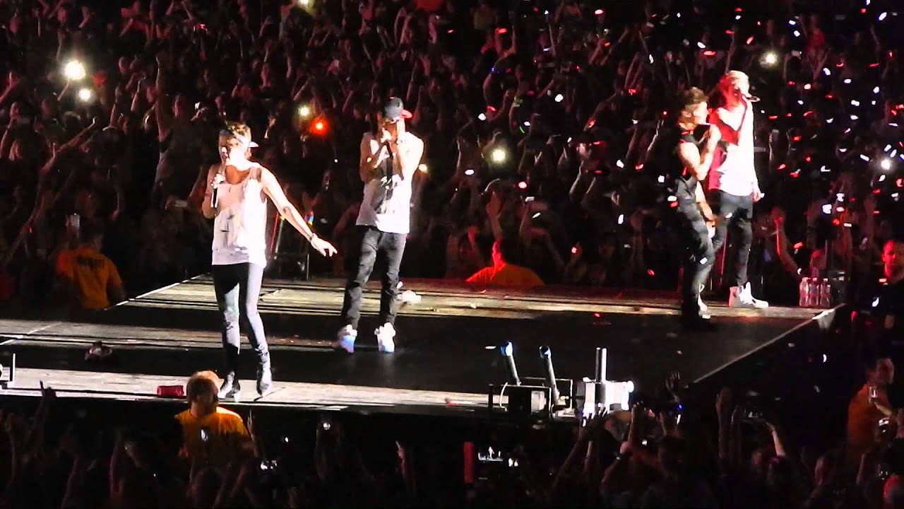 One Direction (What Makes You Beautiful) - Hershey Park Stadium - Hershey, PA - July 6, 2013