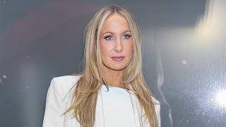 Nikki Glaser's Live TV Wardrobe Malfunction: A Hilarious Mishap!