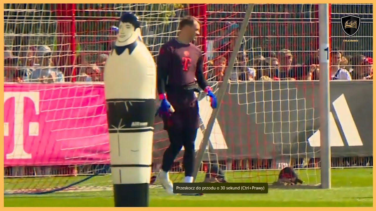 Bayern Munich - Goalkeeper Training