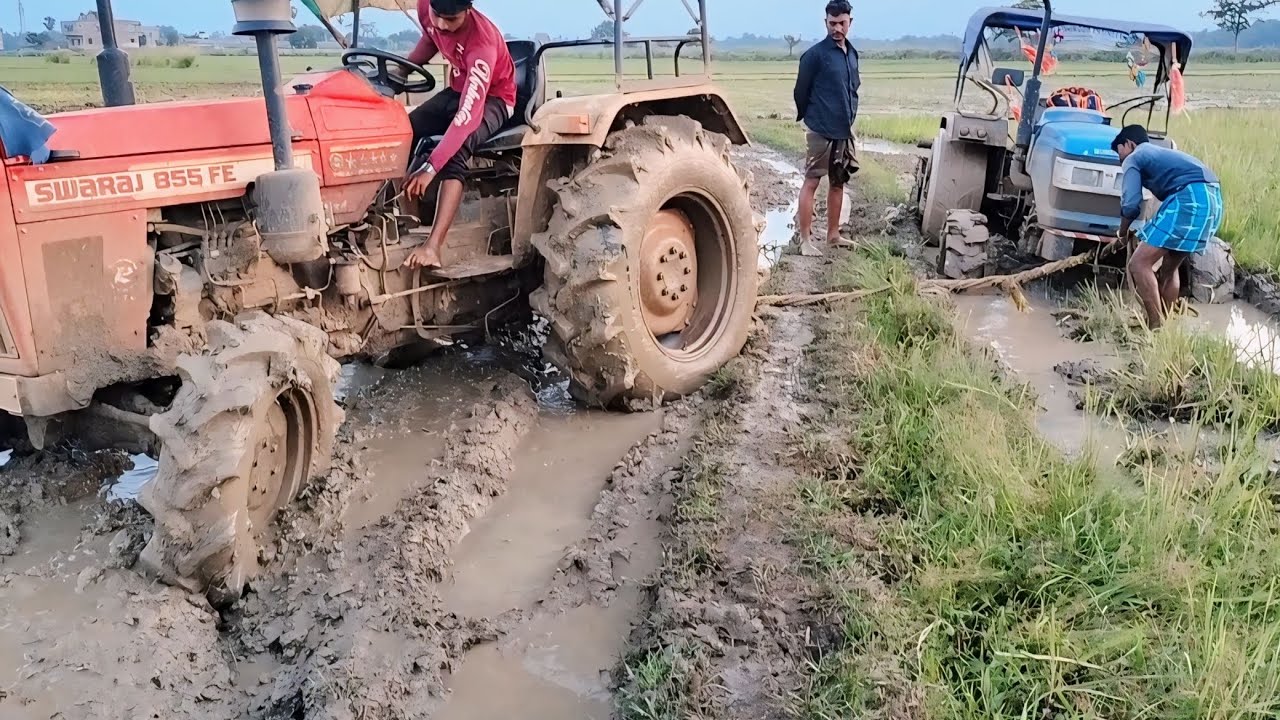 sonalika 4 by 4 new faise geche tai swaraj 855 aseche video ta full dekhe jabe 🙏