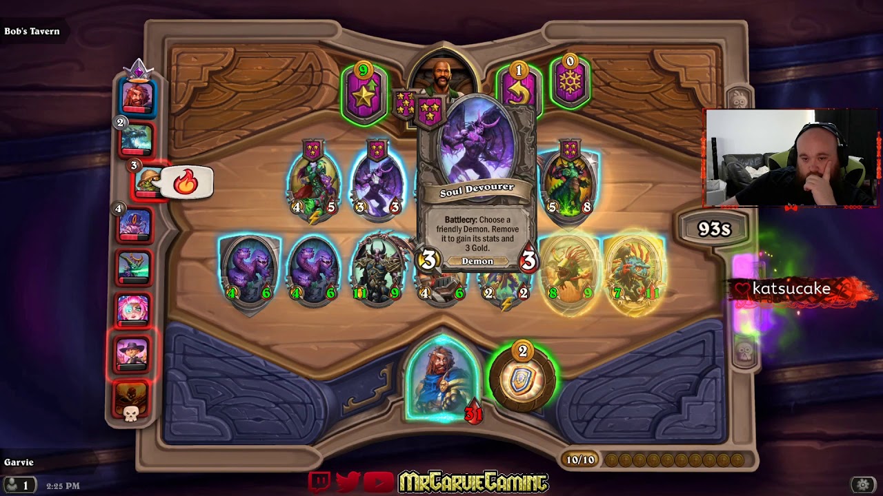 Playing a game of George the Fallen in Hearthstone