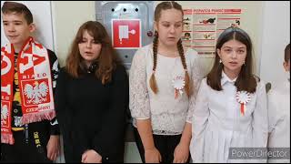 Szkoła do hymnu
