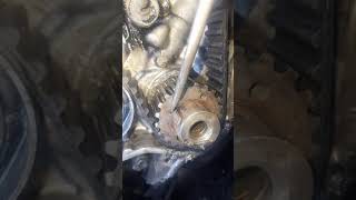 How to put timing on Toyota hilux 2L,3L&5L engine