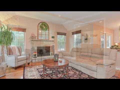 36 Massachusetts Ave, Norfolk, MA home video tour